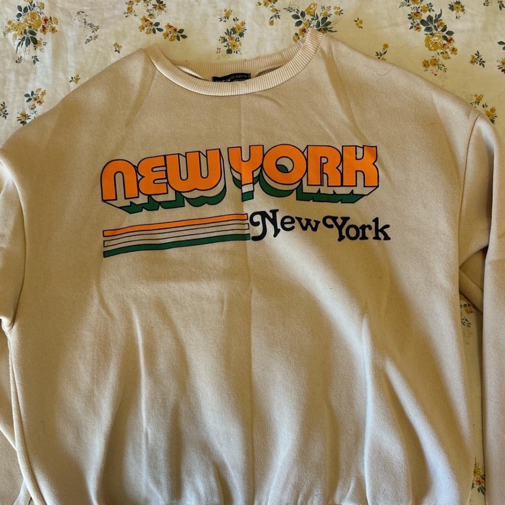 SHEIN Yellow New York Graphic Crewneck Sweater
